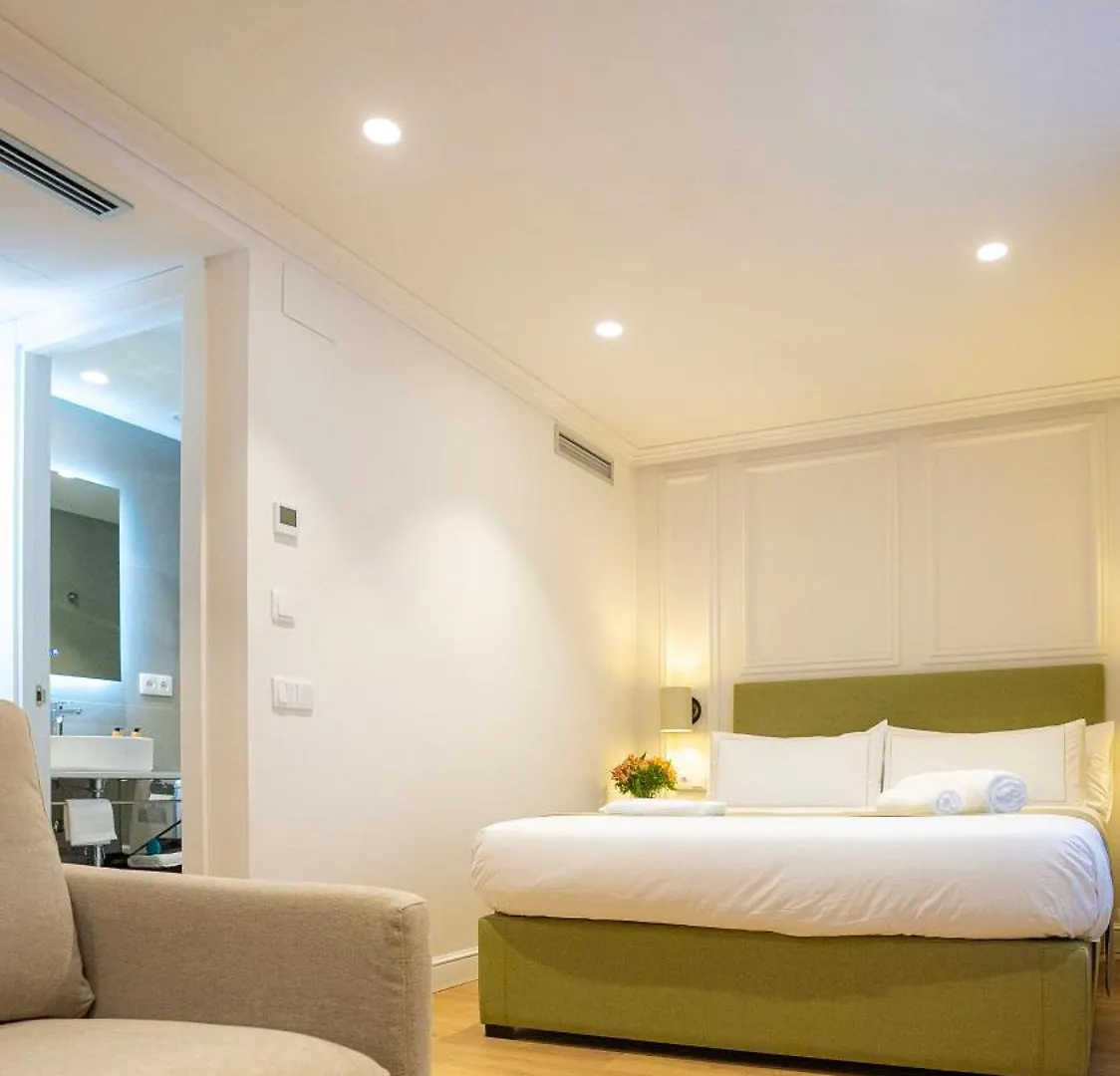 Casa Pince Hotel Barcelona 3*,